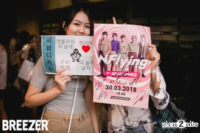 Breezer Rose Punch Party ที่ เซ ลา วี — photo 77