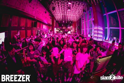 Breezer Rose Punch Party ที่ เซ ลา วี — photo 94