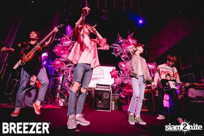 Breezer Rose Punch Party ที่ เซ ลา วี — photo 105