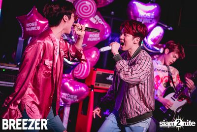 Breezer Rose Punch Party ที่ เซ ลา วี — photo 122