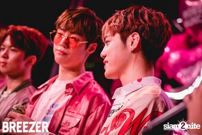 Breezer Rose Punch Party ที่ เซ ลา วี — photo 138