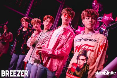 Breezer Rose Punch Party ที่ เซ ลา วี — photo 141