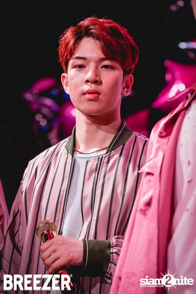 Breezer Rose Punch Party ที่ เซ ลา วี — photo 164