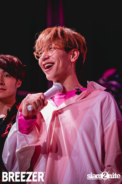 Breezer Rose Punch Party ที่ เซ ลา วี — photo 166