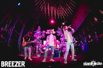 Breezer Rose Punch Party ที่ เซ ลา วี — photo 174