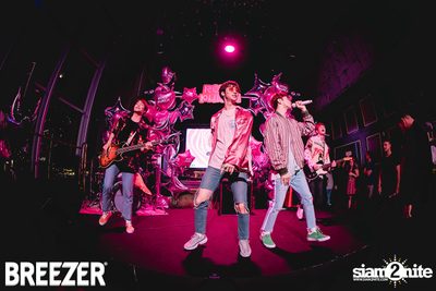 Breezer Rose Punch Party ที่ เซ ลา วี — photo 175