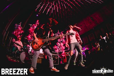 Breezer Rose Punch Party ที่ เซ ลา วี — photo 178