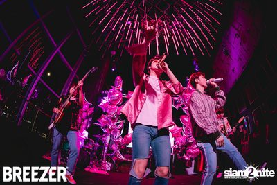 Breezer Rose Punch Party ที่ เซ ลา วี — photo 179