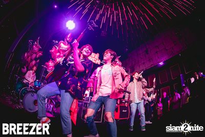 Breezer Rose Punch Party ที่ เซ ลา วี — photo 185