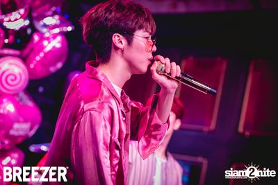 Breezer Rose Punch Party ที่ เซ ลา วี — photo 190