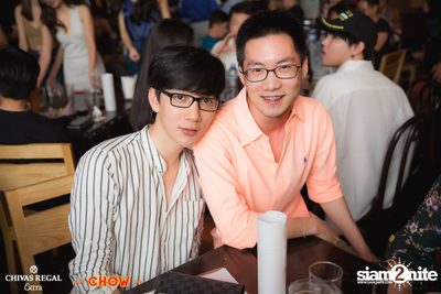 Lit It Up at CHOW Bar & Cafe — photo 94