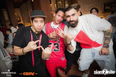 Lit It Up at CHOW Bar & Cafe — photo 103