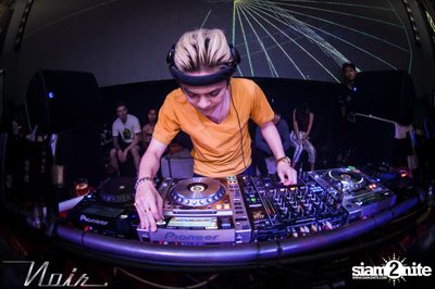 KRONIC ที่ นัวร์ พัทยา — photo 34