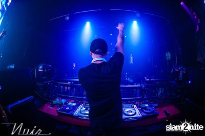 KRONIC ที่ นัวร์ พัทยา — photo 37