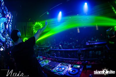 KRONIC ที่ นัวร์ พัทยา — photo 38