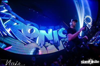 KRONIC ที่ นัวร์ พัทยา — photo 40