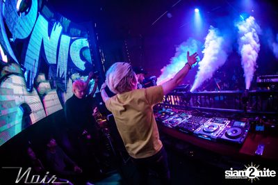 KRONIC ที่ นัวร์ พัทยา — photo 64