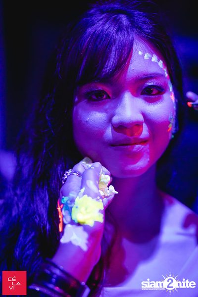 MadStash Full Blue Moon party กับ DJ Groove ที่ เซ ลา วี — photo 28