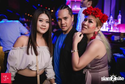 MadStash Full Blue Moon party กับ DJ Groove ที่ เซ ลา วี — photo 52
