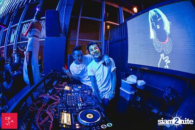 MadStash Full Blue Moon party กับ DJ Groove ที่ เซ ลา วี — photo 90