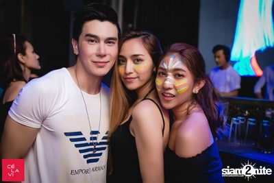 MadStash Full Blue Moon party กับ DJ Groove ที่ เซ ลา วี — photo 98