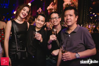 MadStash Full Blue Moon party กับ DJ Groove ที่ เซ ลา วี — photo 102