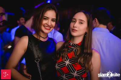 MadStash Full Blue Moon party กับ DJ Groove ที่ เซ ลา วี — photo 107
