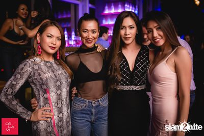 MadStash Full Blue Moon party กับ DJ Groove ที่ เซ ลา วี — photo 108