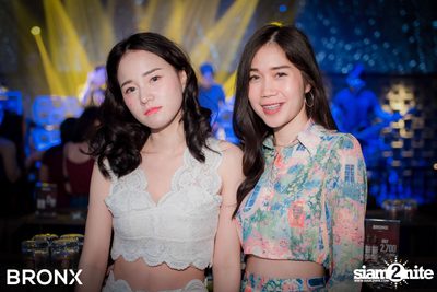Jetset'er ที่ บรองซ์ — photo 22