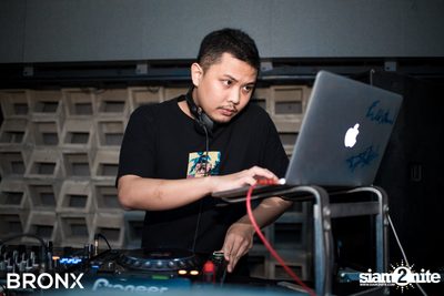 Jetset'er ที่ บรองซ์ — photo 43