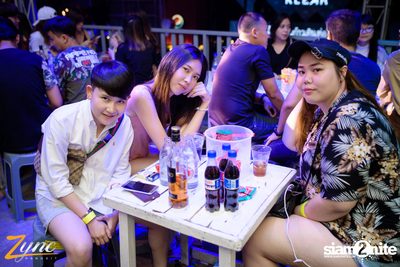 Klear ที่ ซิงค์ รังสิต — photo 66