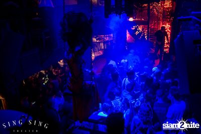 BLING IT กับ Bangkok Invaders ที่ ซิง ซิง เธียเตอร์ — photo 22