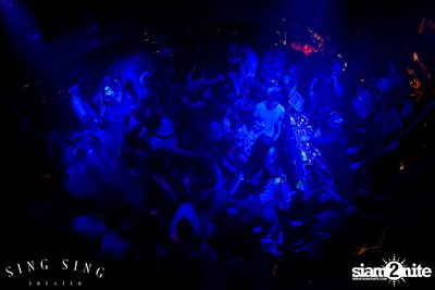 BLING IT กับ Bangkok Invaders ที่ ซิง ซิง เธียเตอร์ — photo 42