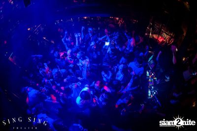 BLING IT กับ Bangkok Invaders ที่ ซิง ซิง เธียเตอร์ — photo 43