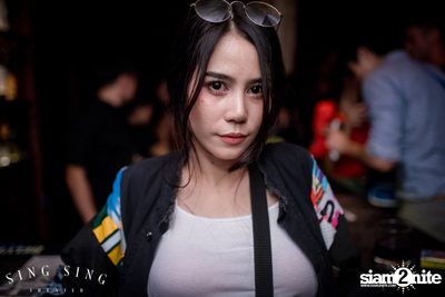 BLING IT กับ Bangkok Invaders ที่ ซิง ซิง เธียเตอร์ — photo 49