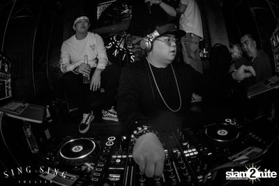 BLING IT กับ Bangkok Invaders ที่ ซิง ซิง เธียเตอร์ — photo 71