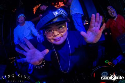 BLING IT กับ Bangkok Invaders ที่ ซิง ซิง เธียเตอร์ — photo 72