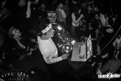BLING IT กับ Bangkok Invaders ที่ ซิง ซิง เธียเตอร์ — photo 91