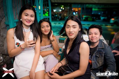 Room 39 at The Living Bistro and Bar — photo 99