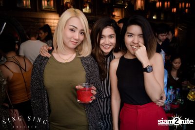 BLING IT กับ Bangkok Invaders ที่ ซิง ซิง เธียเตอร์ — photo 9