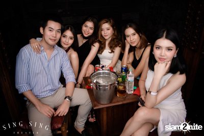 BLING IT กับ Bangkok Invaders ที่ ซิง ซิง เธียเตอร์ — photo 26