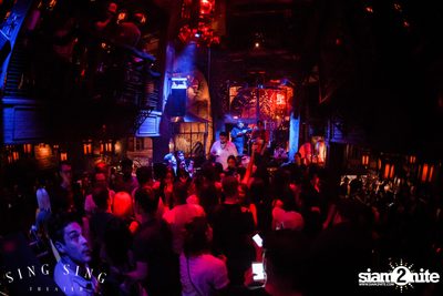 BLING IT กับ Bangkok Invaders ที่ ซิง ซิง เธียเตอร์ — photo 64