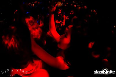 BLING IT กับ Bangkok Invaders ที่ ซิง ซิง เธียเตอร์ — photo 105