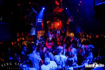 BLING IT กับ Bangkok Invaders ที่ ซิง ซิง เธียเตอร์ — photo 109