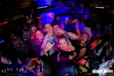 BLING IT กับ Bangkok Invaders ที่ ซิง ซิง เธียเตอร์ — photo 112