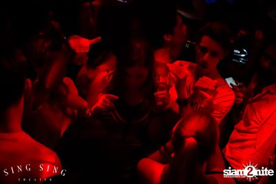 BLING IT กับ Bangkok Invaders ที่ ซิง ซิง เธียเตอร์ — photo 123