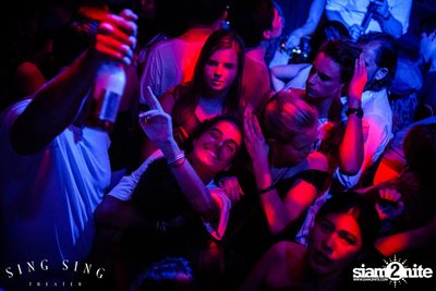 BLING IT กับ Bangkok Invaders ที่ ซิง ซิง เธียเตอร์ — photo 126