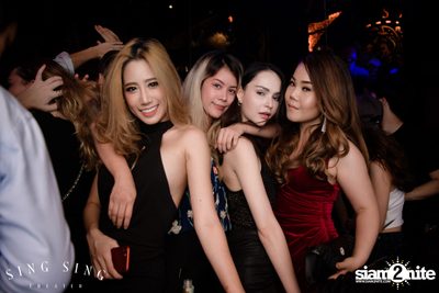BLING IT กับ Bangkok Invaders ที่ ซิง ซิง เธียเตอร์ — photo 133