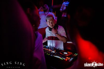 BLING IT กับ Bangkok Invaders ที่ ซิง ซิง เธียเตอร์ — photo 136