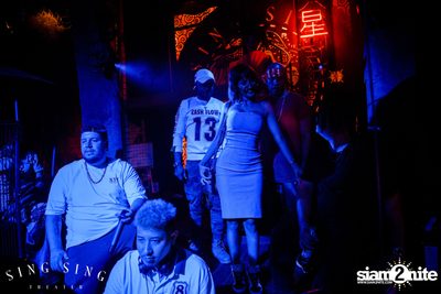BLING IT กับ Bangkok Invaders ที่ ซิง ซิง เธียเตอร์ — photo 138